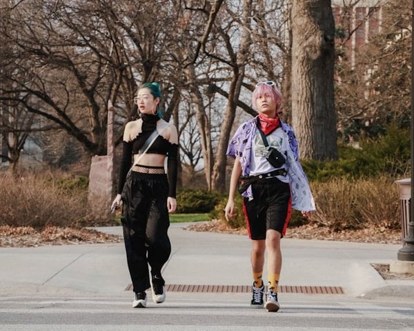 Quels modèles de sacoches sont à la fois fonctionnels et élégants pour une femme moderne?