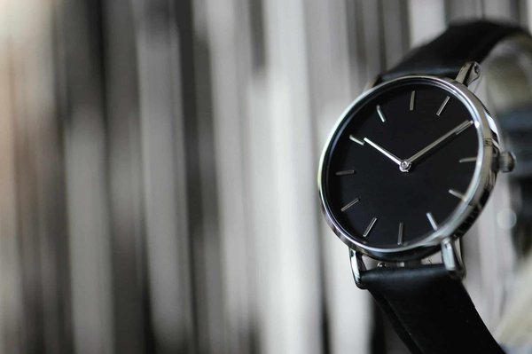 Montres pour hommes & femmes: trouvez votre élégance et style